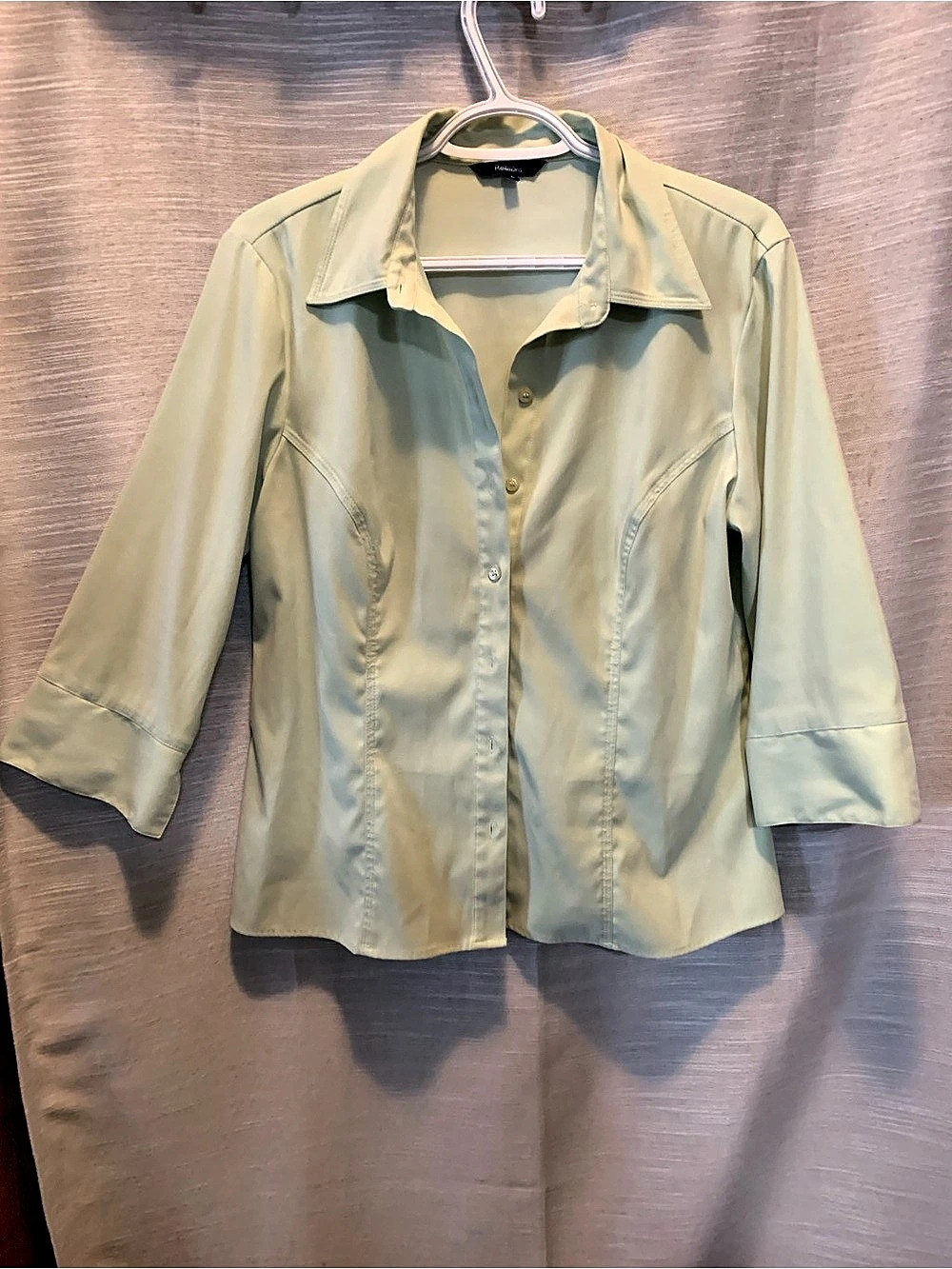 Reitmans Green Button Front Top